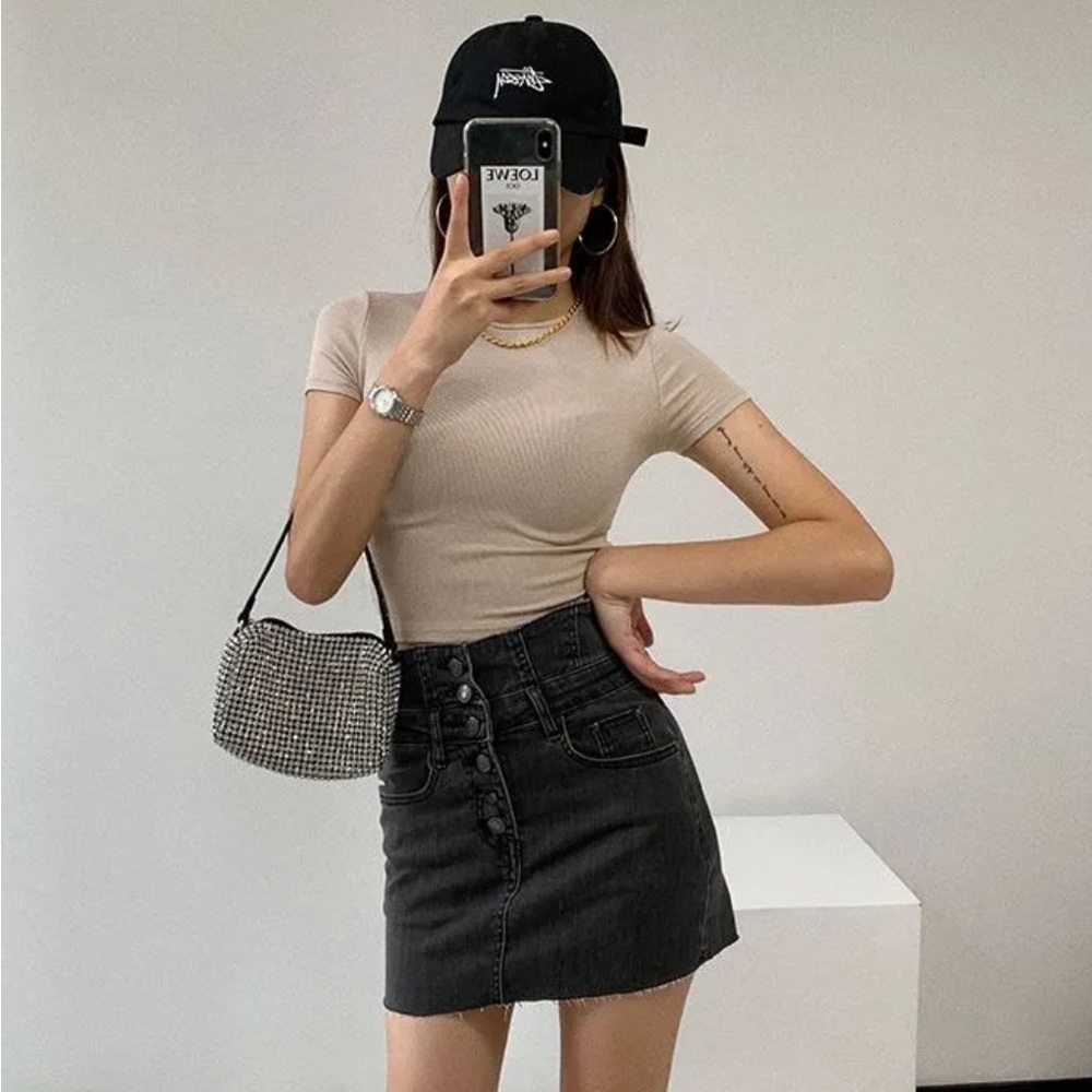 Yesstyle Shira - Short-Sleeve Cropped T-Shirt